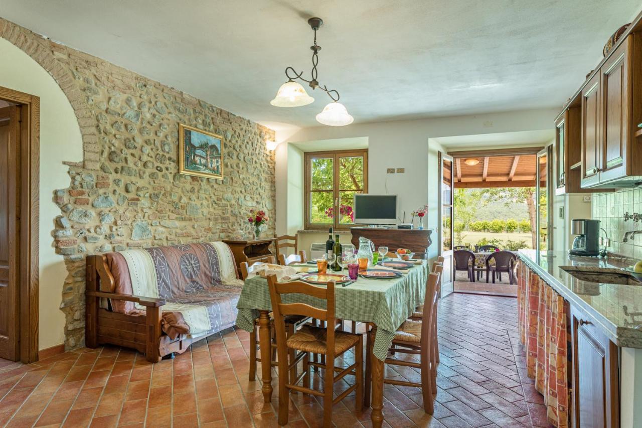 וולטרה Agriturismo Casa Al Bosco מראה חיצוני תמונה